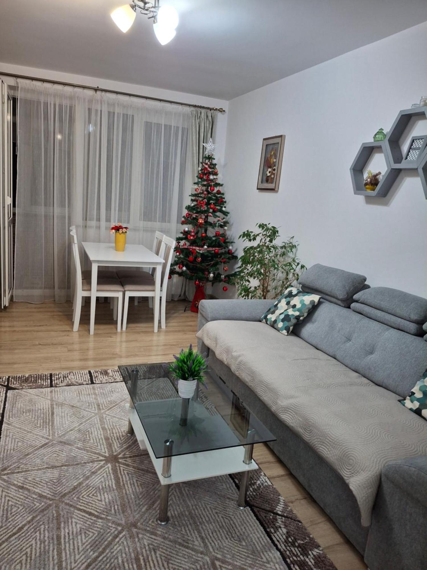Apartament Ultra Central Marly Gura Humorului Exterior photo